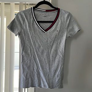 Women’s Fitted T-shirt grey